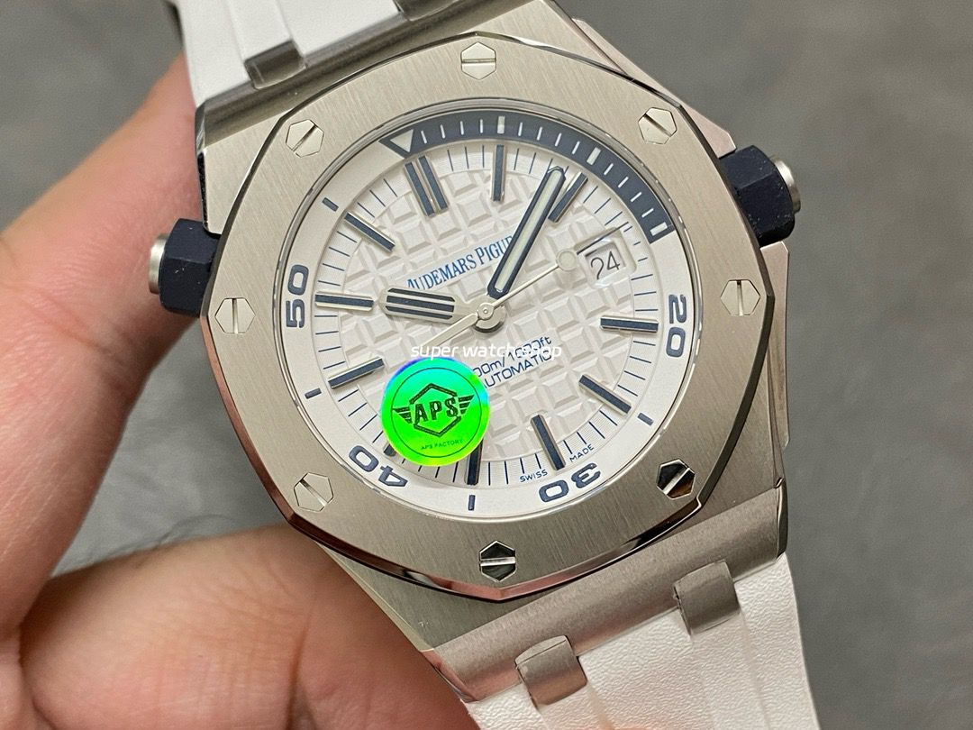 APS Factory Audemars Piguet Royal Oak Selfwinding 42mm 15710ST.OO.A002CA.02 Rubber Strap White Dial - Image 2