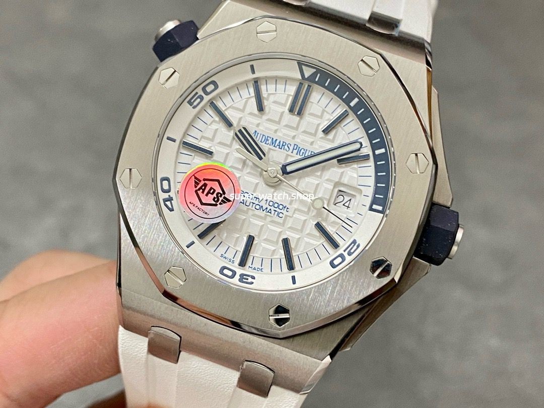 APS Factory Audemars Piguet Royal Oak Selfwinding 42mm 15710ST.OO.A002CA.02 Rubber Strap White Dial - Image 3