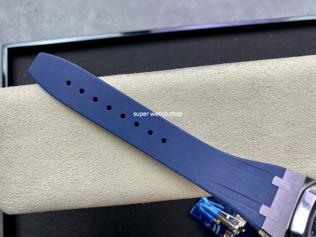 BF Factory Audemars Piguet Royal Oak Chronograph 26326ST.OO.D027CA.01 41mm Steel Rubber Strap Blue Eye Silver Dial - Image 9