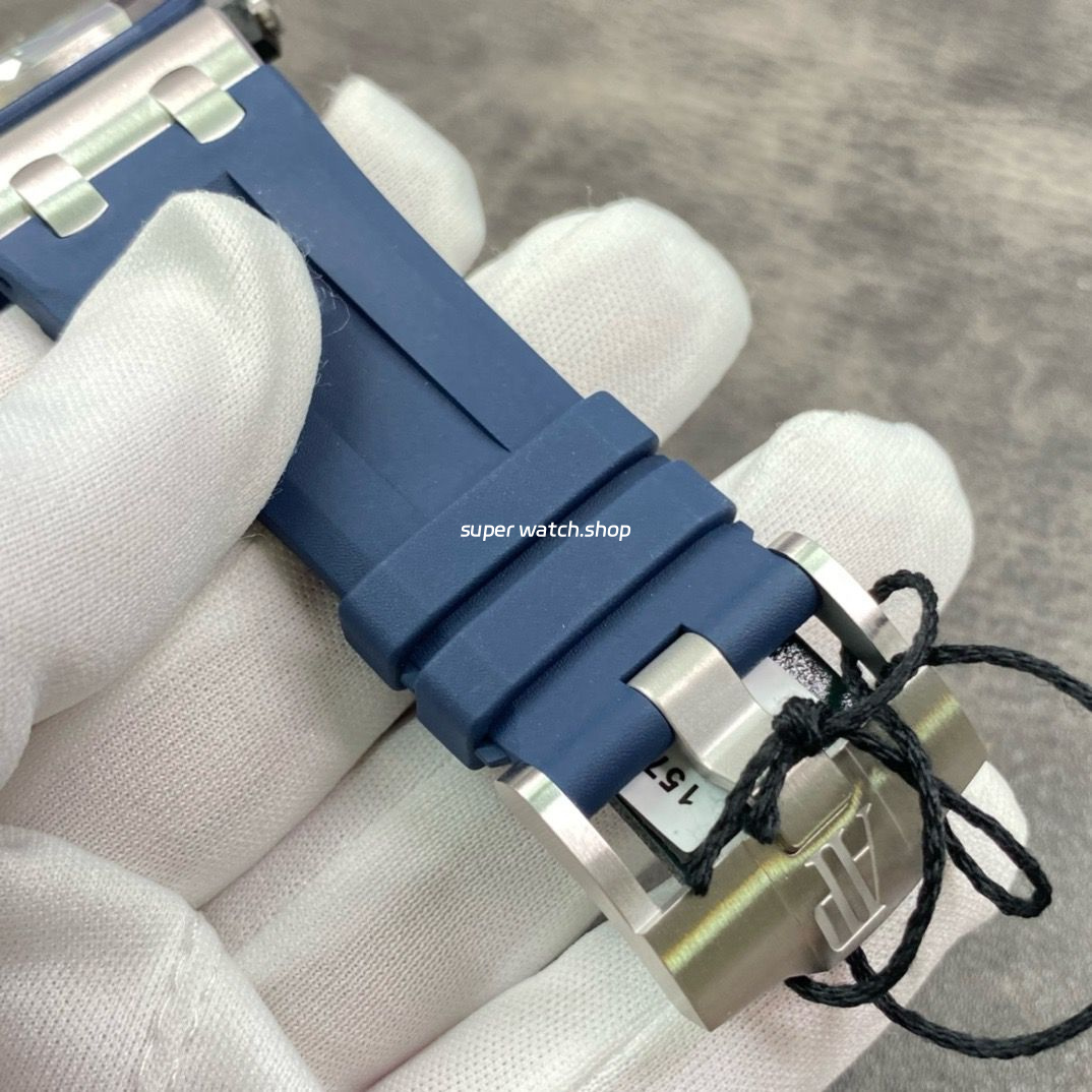 BF Factory Audemars Piguet Royal Oak Offshore Diver 15720ST.OO.A027CA.01 42mm Steel Rubber Strap Blue Dial - Image 8