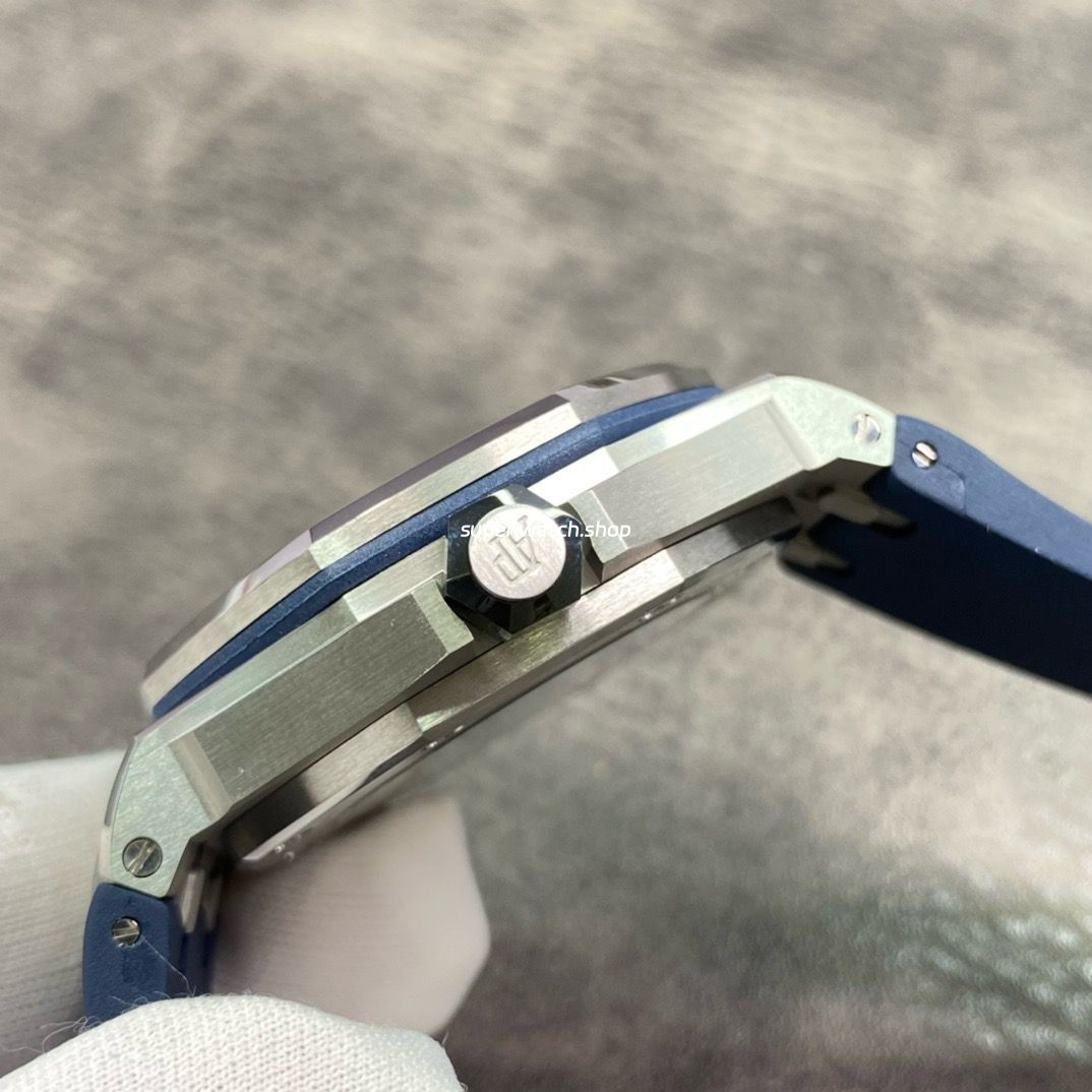BF Factory Audemars Piguet Royal Oak Offshore Diver 15720ST.OO.A027CA.01 42mm Steel Rubber Strap Blue Dial - Image 6