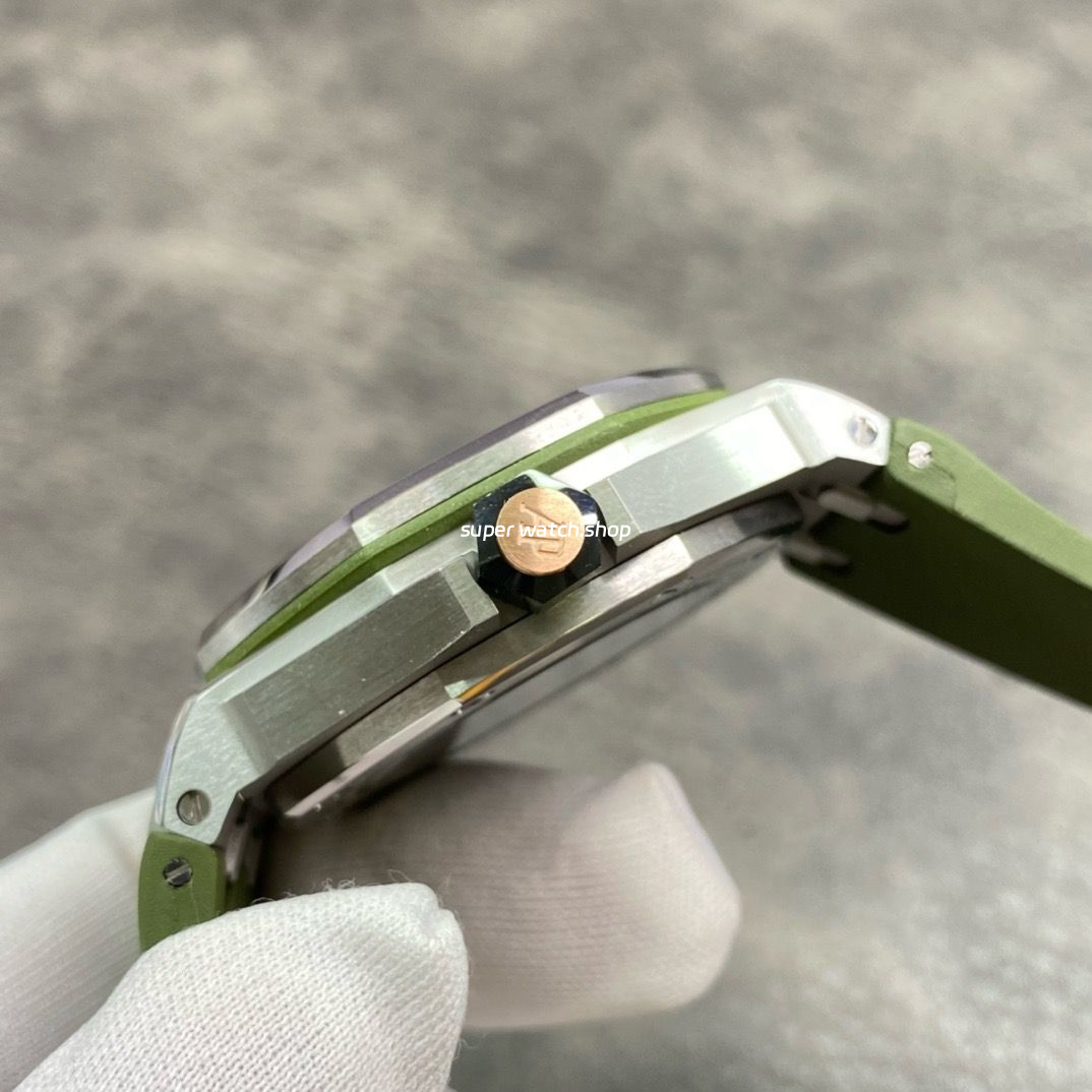 BF Factory Audemars Piguet Royal Oak Offshore Diver 15720ST.OO.A052CA.01 Steel Rubber Strap Green Dial - Image 6