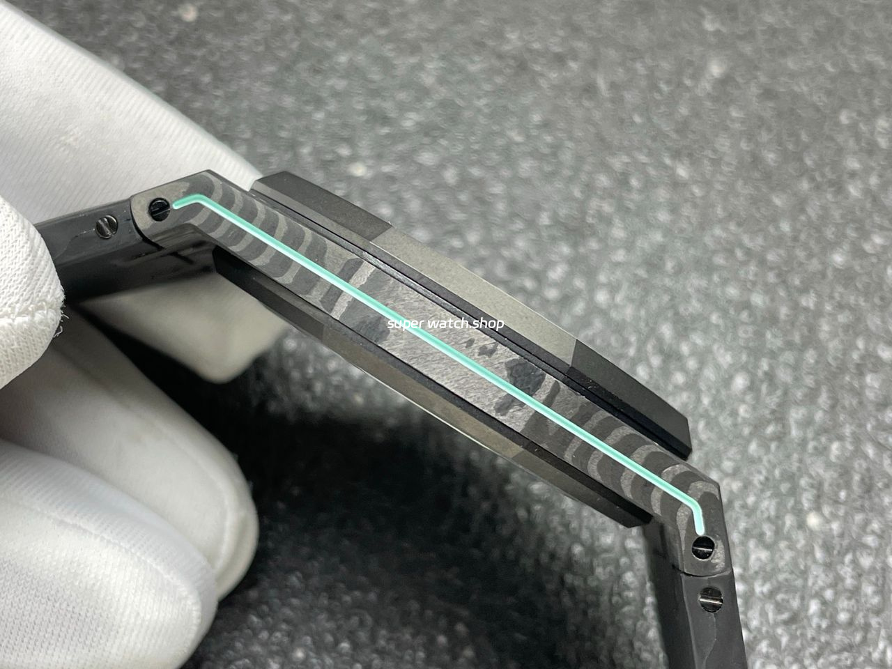 DIW Factory Audemars Piguet Royal Oak 15500 VOIDLINE Carbon Fiber Green Line Rubber Strap Black Dial - Image 5