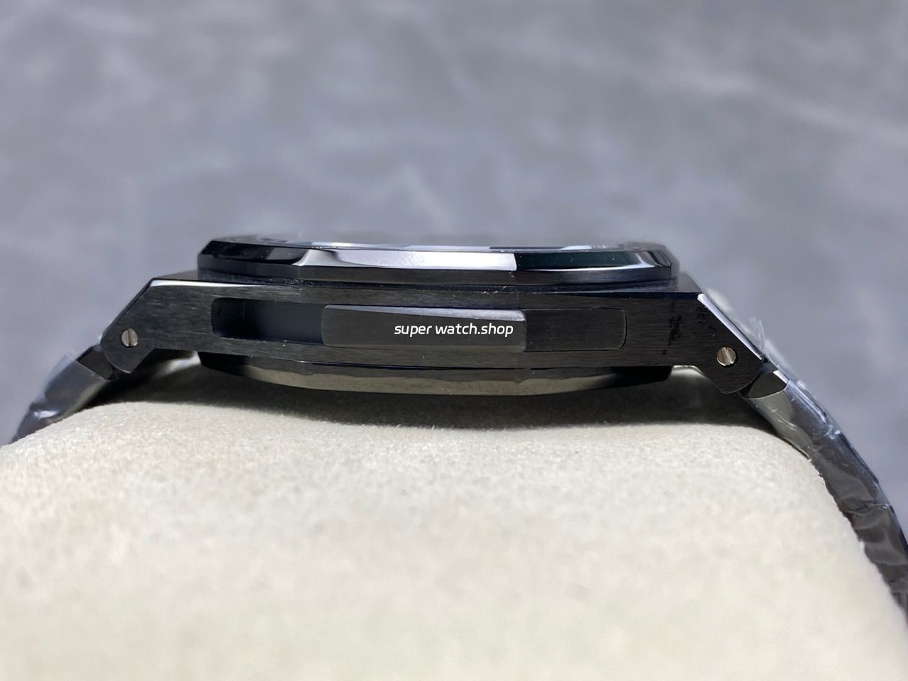 TW Factory Audemars Piguet Royal Oak 26591CE.OO.D002CA.01 42mm Full PVD Black Dial - Image 6