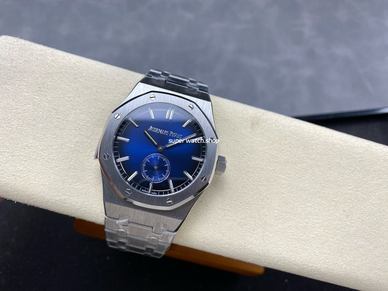 TW Factory Audemars Piguet Royal Oak 26591IP.OO.1252IP 42mm Full Steel Gradient Blue Dial - Image 5