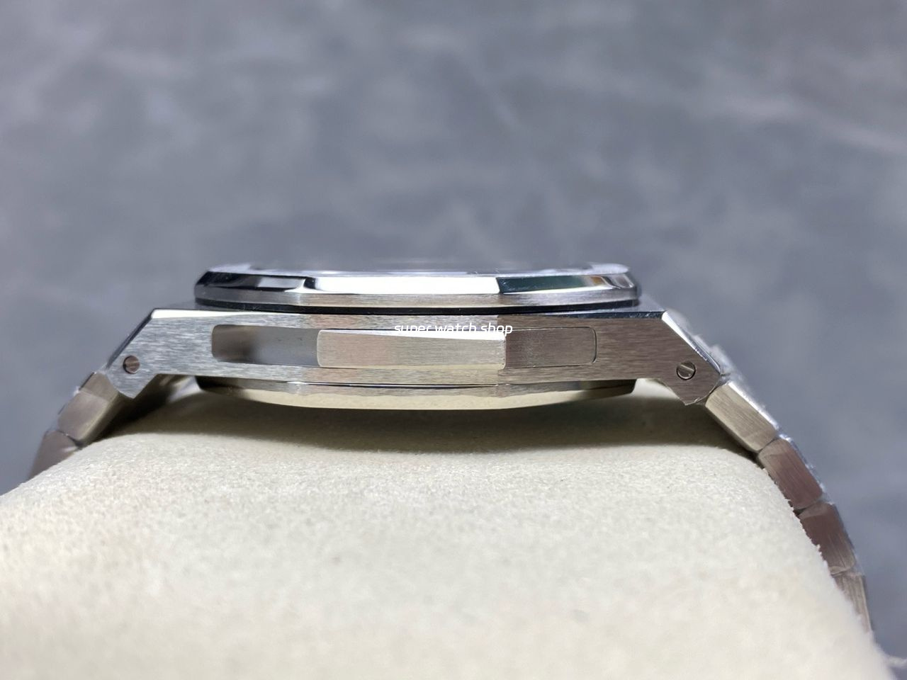 TW Factory Audemars Piguet Royal Oak 26591IP.OO.1252IP 42mm Full Steel Gradient Blue Dial - Image 6