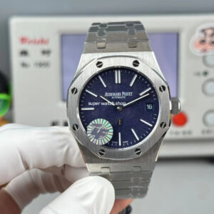 ZF Factory Audemars Piguet Royal Oak Jumbo 16202BC.OO.1240BC.02 Extra Thin 39mm White Gold Grainy Effect Blue Dial