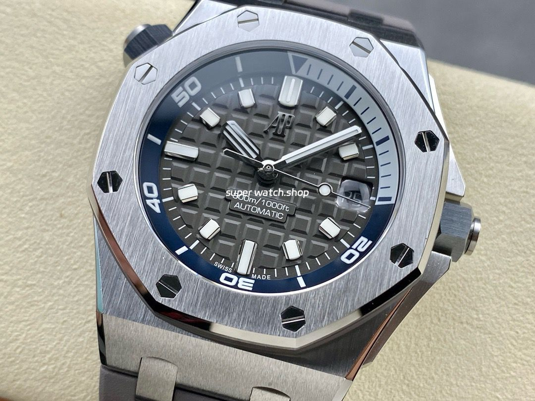 ZF Factory Audemars Piguet Royal Oak Offshore Diver 15720ST.OO.A009CA.01 42mm Steel Rubber Strap Grey Dial - Image 3