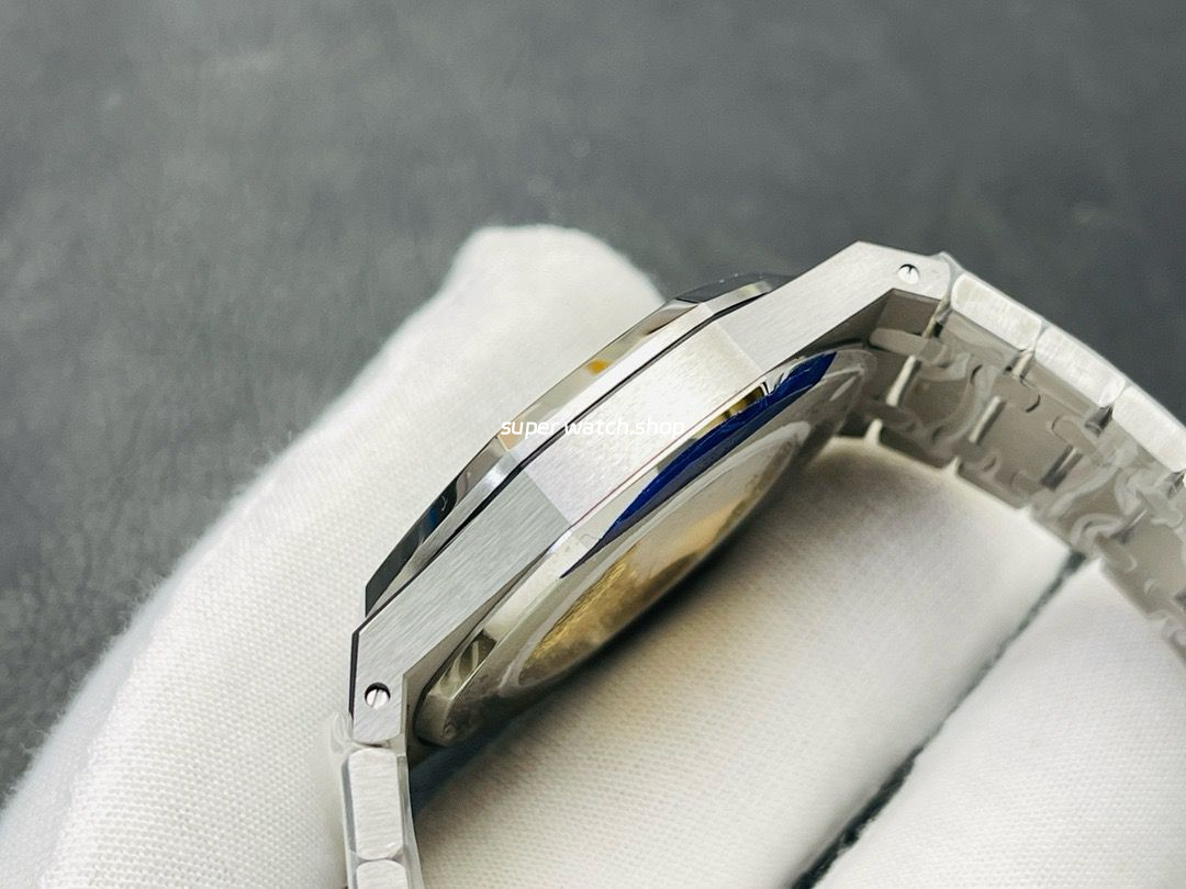 ZF Factory Audemars Piguet Royal Oak Selfwinding 15400ST.OO.1220ST.01 41mm Full Steel Black Dial - Image 5