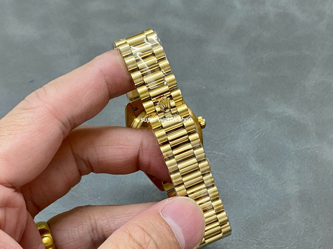 A+ Factory Rolex Datejust 178288 31mm Diamond Bezel Full Yellow Gold Diamond Mop Black Dial - Image 8