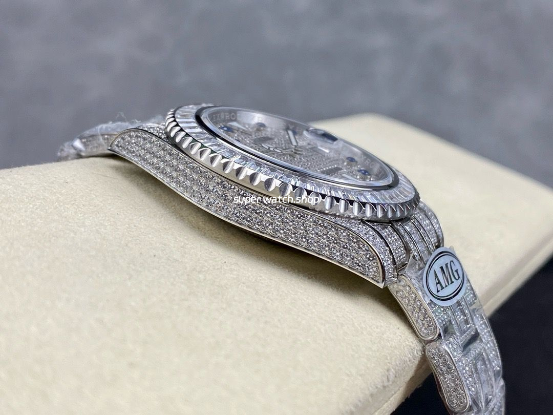 AMG Factory Rolex Submariner Date 116610 40mm White Diamond Bezel Full 904L Diamond Blue Word Pin Diamond Dial - Image 5