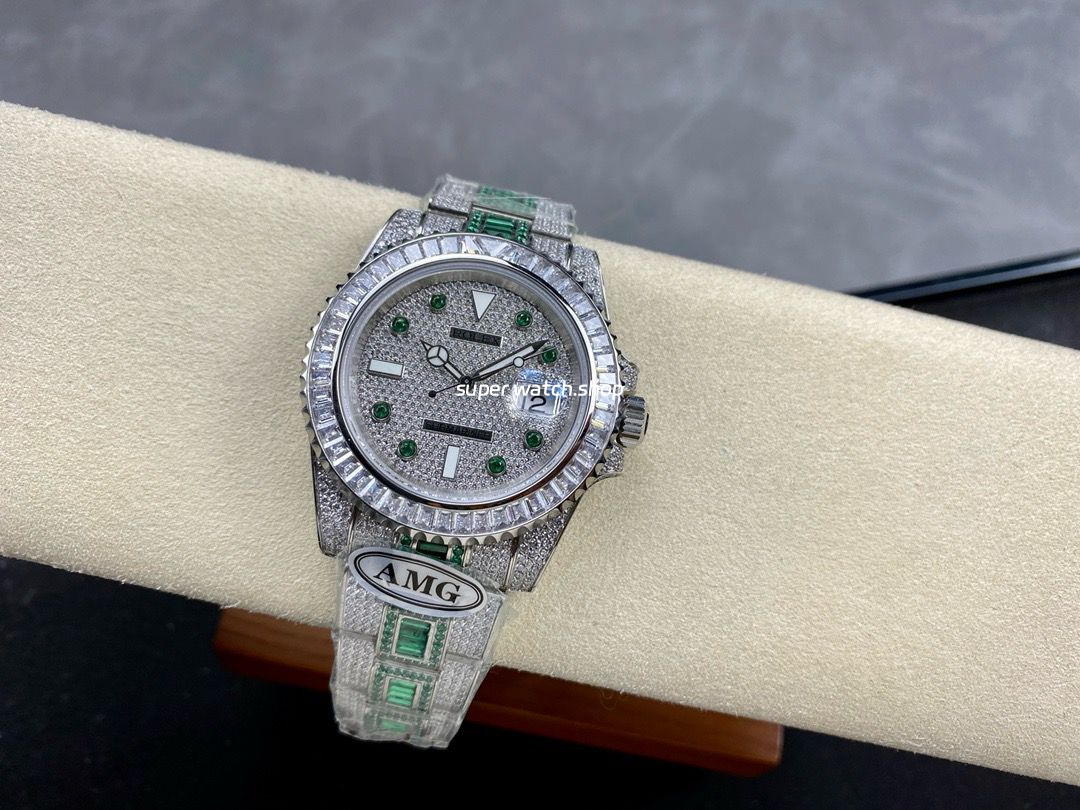AMG Factory Rolex Submariner Date 116610 40mm White Diamond Bezel Full 904L Green Diamond Green Word Pin Diamond Dial - Image 5