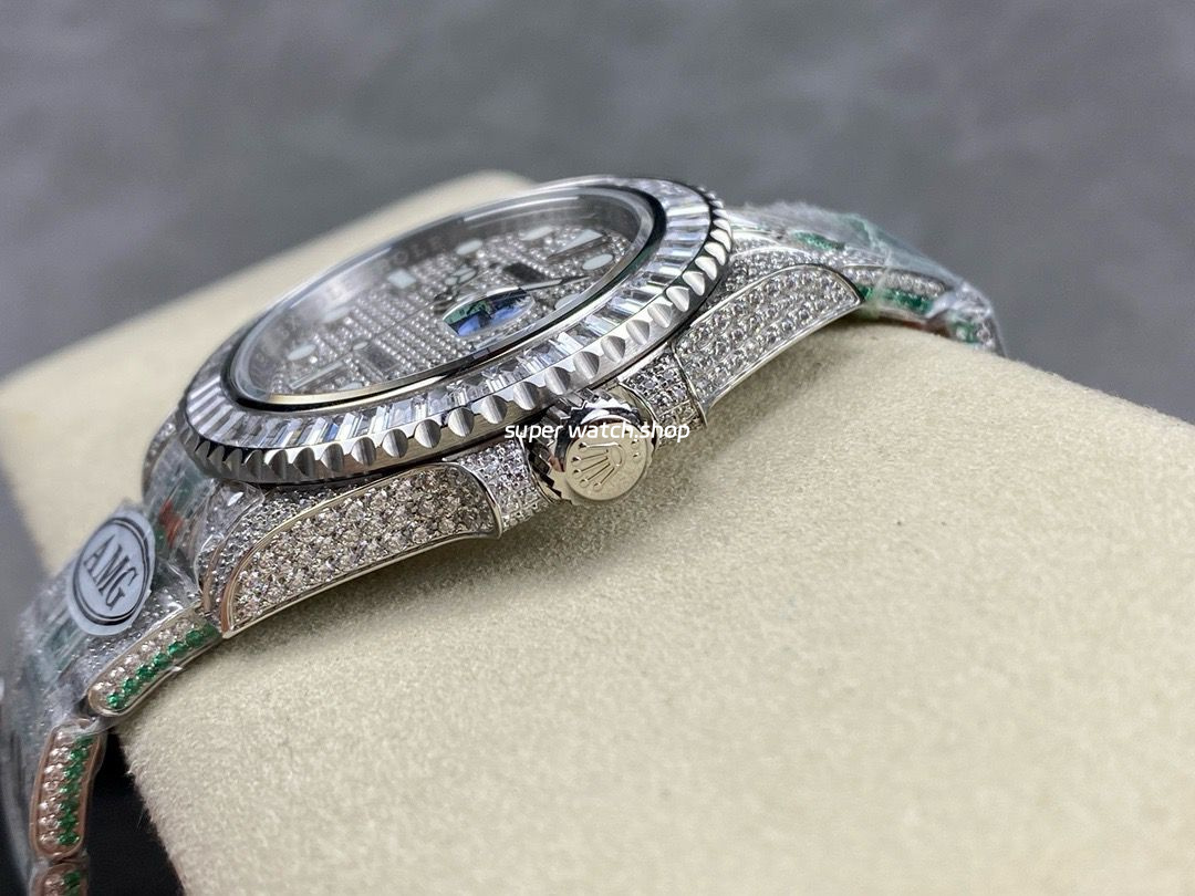 AMG Factory Rolex Submariner Date 116610 40mm White Diamond Bezel Full 904L Green Diamond Diamond Dial - Image 7