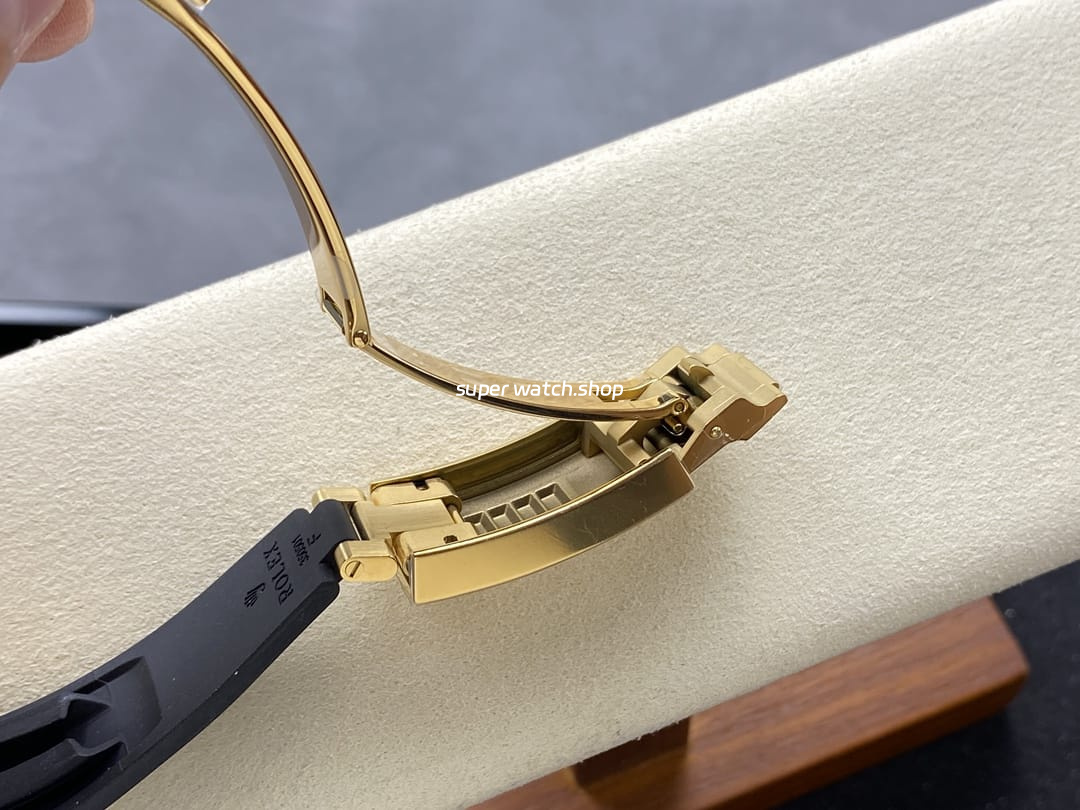 APS Factory Counterweight Rolex Daytona 126518LN-0012 Yellow Gold Rubber Strap Champagne Dial - Image 8