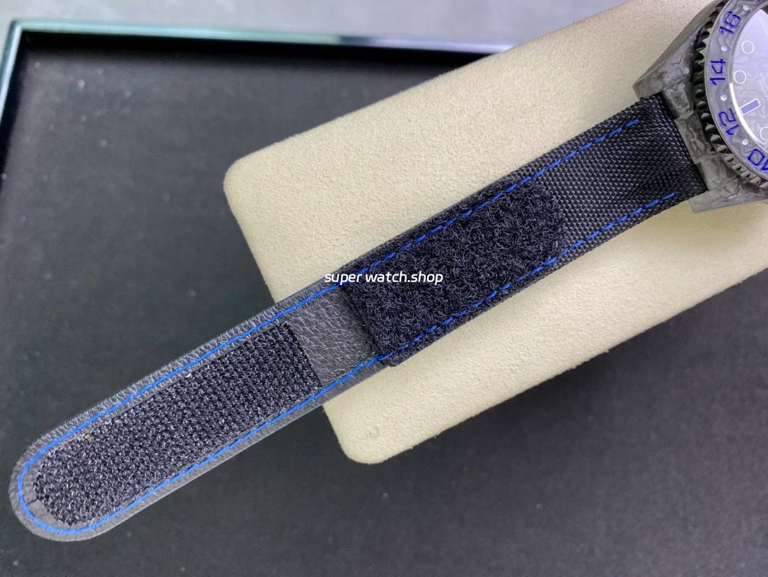 DIW Factory Rolex GMT-Master II 126710 Limited Edition 40mm Blue Word Carbon Fiber Artificial Fiber Woven Strap Blue Carbon Fiber Dial - Image 9