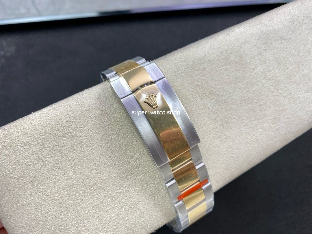 Noob Factory Rolex Sky-Dweller 336933-0003 42mm Half Yellow Gold Black Dial - Image 9