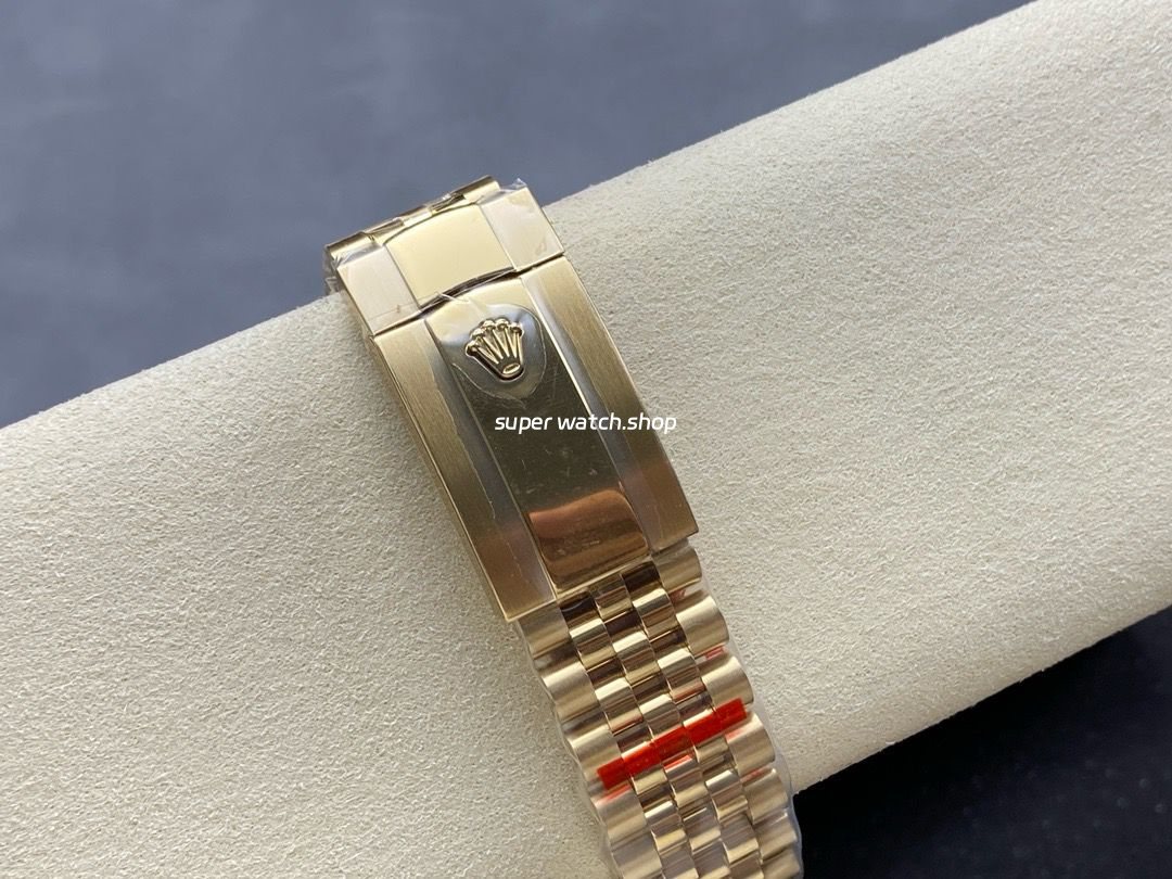 Noob Factory Rolex Sky-Dweller 336938-0005 42mm Full Yellow Gold Black Dial Jubilee - Image 8