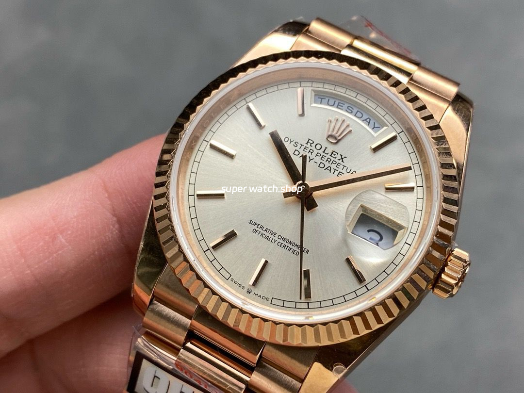 QF Factory Counterweight Rolex Day-Date 36 128235 36mm Full Rose Gold Silver Dial - Image 3