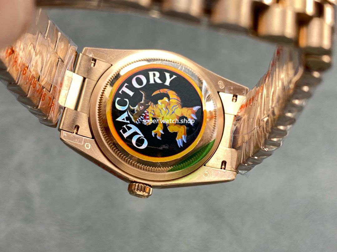 QF Factory Counterweight Rolex Day-Date 36 128235 36mm Full Rose Gold Silver Dial - Image 7