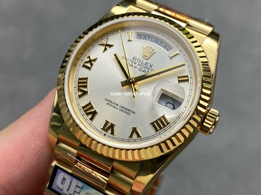 QF Factory Counterweight Rolex Day-Date 36 128238-0076 36mm Full Yellow Gold Roman Numerals Silver Dial - Image 3