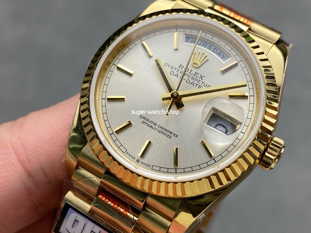 QF Factory Counterweight Rolex Day-Date 36 128238-0081 36mm Full Yellow Gold Silver Dial - Image 3