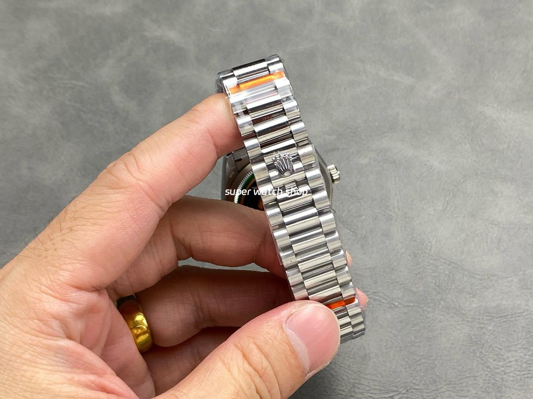 QF Factory Counterweight Rolex Day-Date 36 128239-0071 36mm Full 904L Baguette Diamond Pink Dial - Image 8