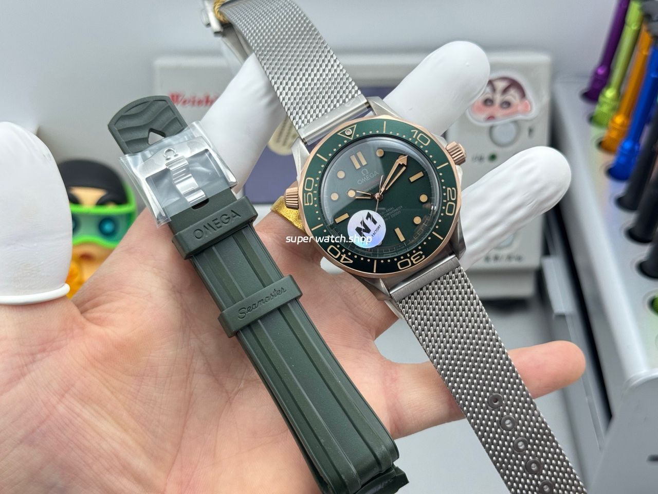 N1 Factory Omega Seamaster Diver 300M 210.90.42.20.10.001 42mm Green Dial - Image 9