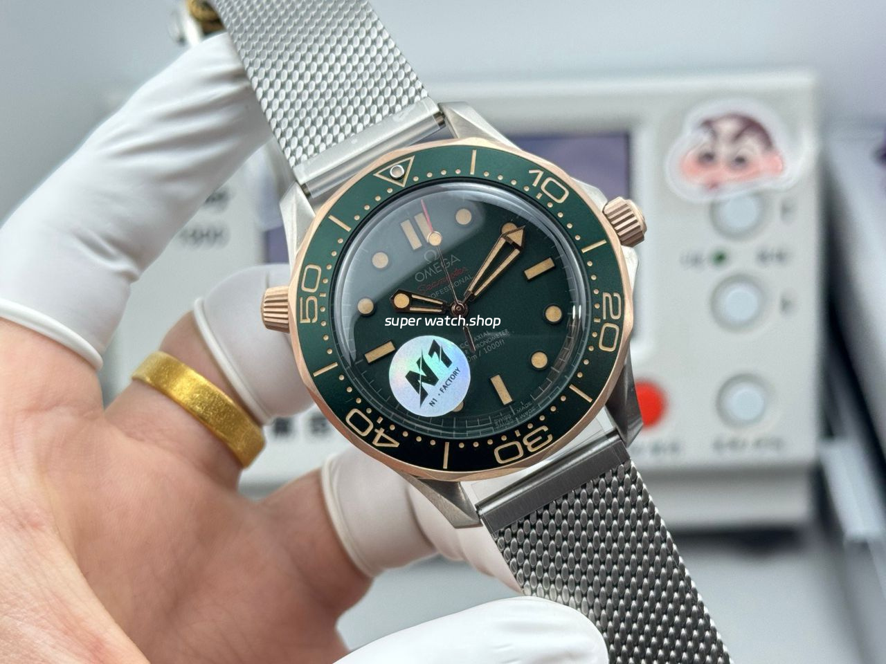 N1 Factory Omega Seamaster Diver 300M 210.90.42.20.10.001 42mm Green Dial - Image 3