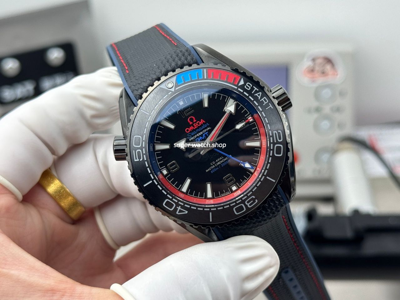 OVS Factory Omega Seamaster Planet Ocean 215.92.46.22.01.004 45.5mm Rubber Strap Arabic Numerals Black - Image 4