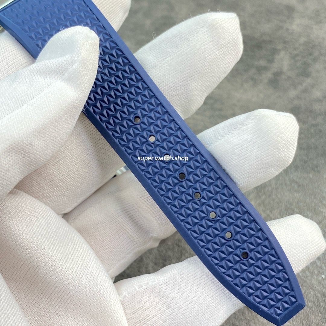 8F Factory Vacheron Constantin Overseas 4500V/110A-B128 41mm Blue Rubber Strap Blue Dial - Image 9