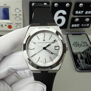 8F Factory Vacheron Constantin Overseas 4500V/000R-B127 41mm Black Rubber Strap Silver Dial