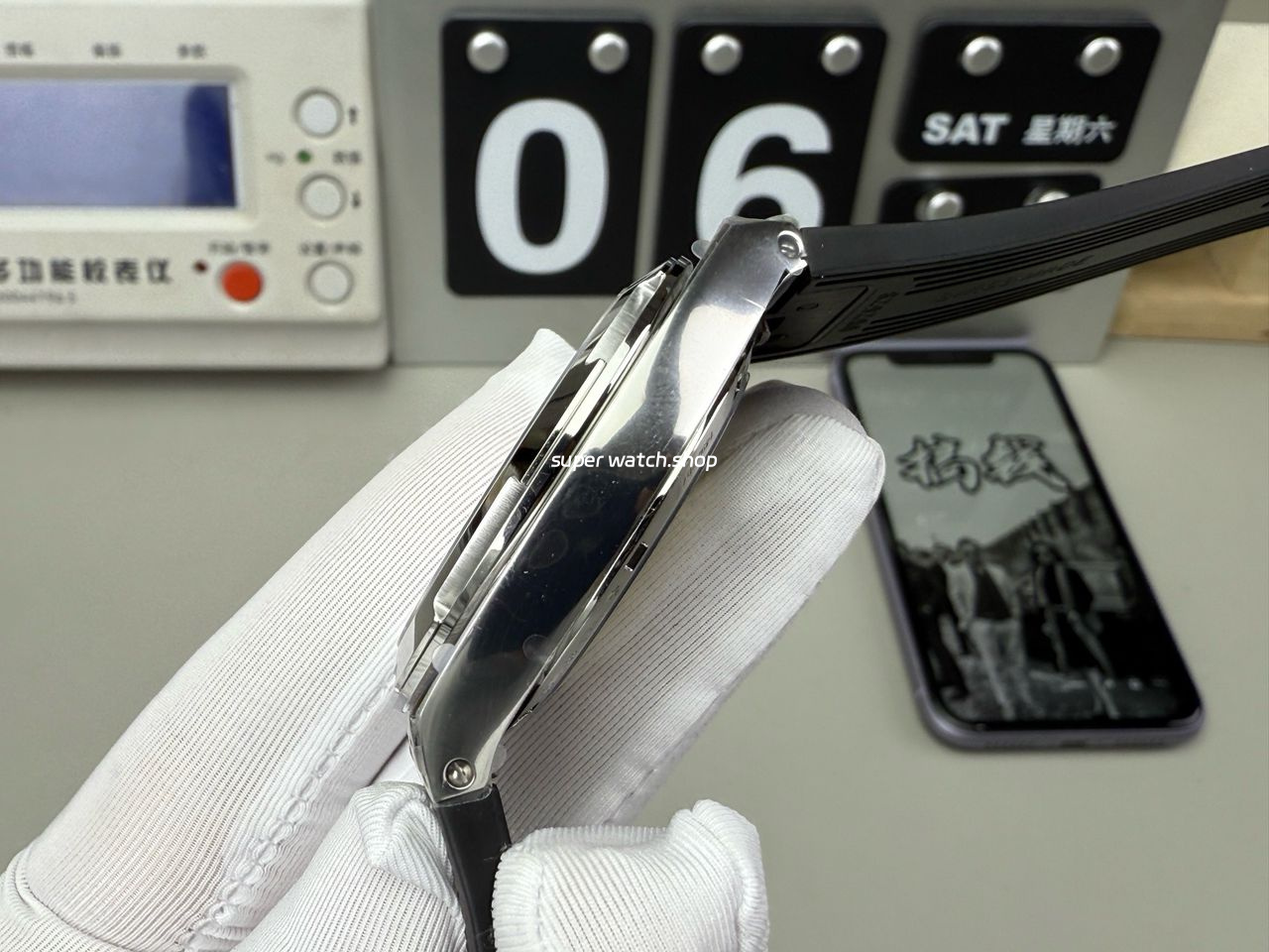8F Factory Vacheron Constantin Overseas 4500V/000R-B127 41mm Black Rubber Strap Silver Dial - Image 6