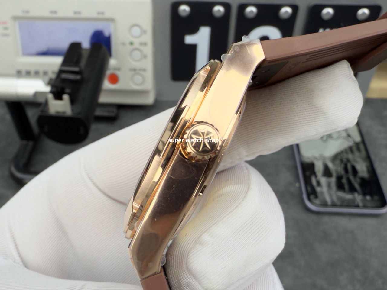 8F Factory Vacheron Constantin Overseas 4500v/000R-B127 41mm Rose Gold Brown Rubber Strap Silver Dial - Image 7