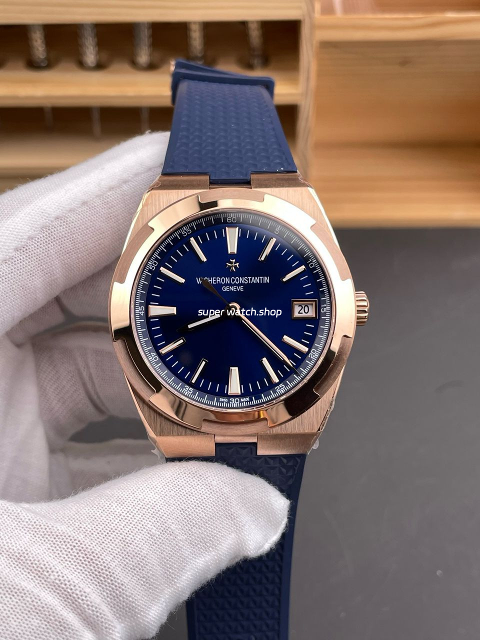 8F Factory Vacheron Constantin Overseas 4500V/210R-B705 41mm Rose Gold Rubber Strap Blue Dial - Image 2