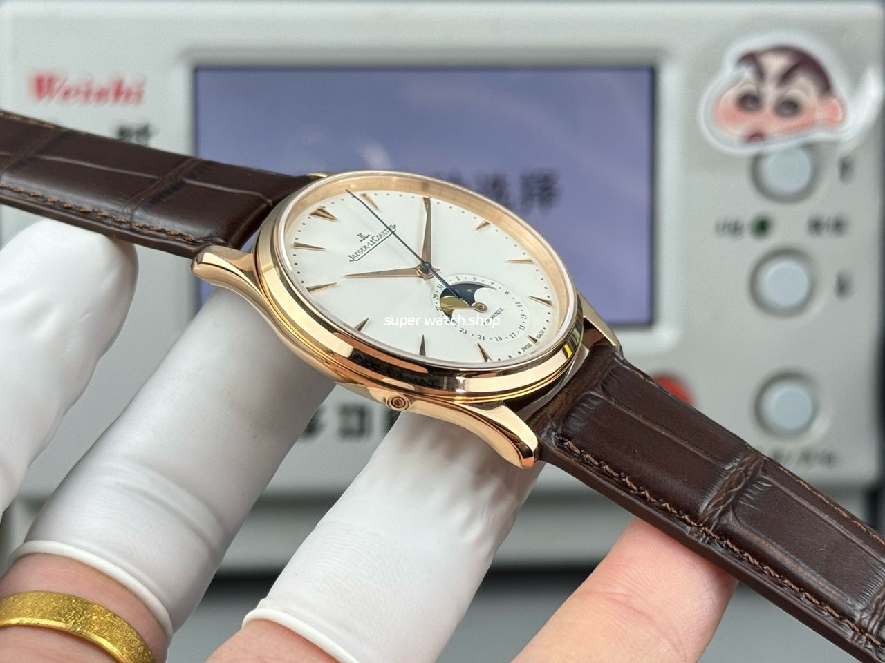 GF Factory Jaeger-LeCoultre Master Ultra Thin Moon 1252520 39mm Rose Gold Leather Strap Silver Dial - Image 6