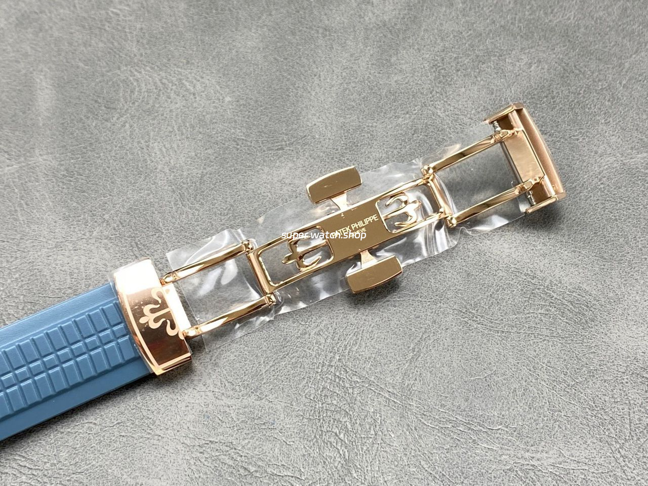 PPM Factory Patek Philippe Aquanaut 5261R-001 40mm Rose Gold Blue Rubber Strap Blue Dial - Image 8